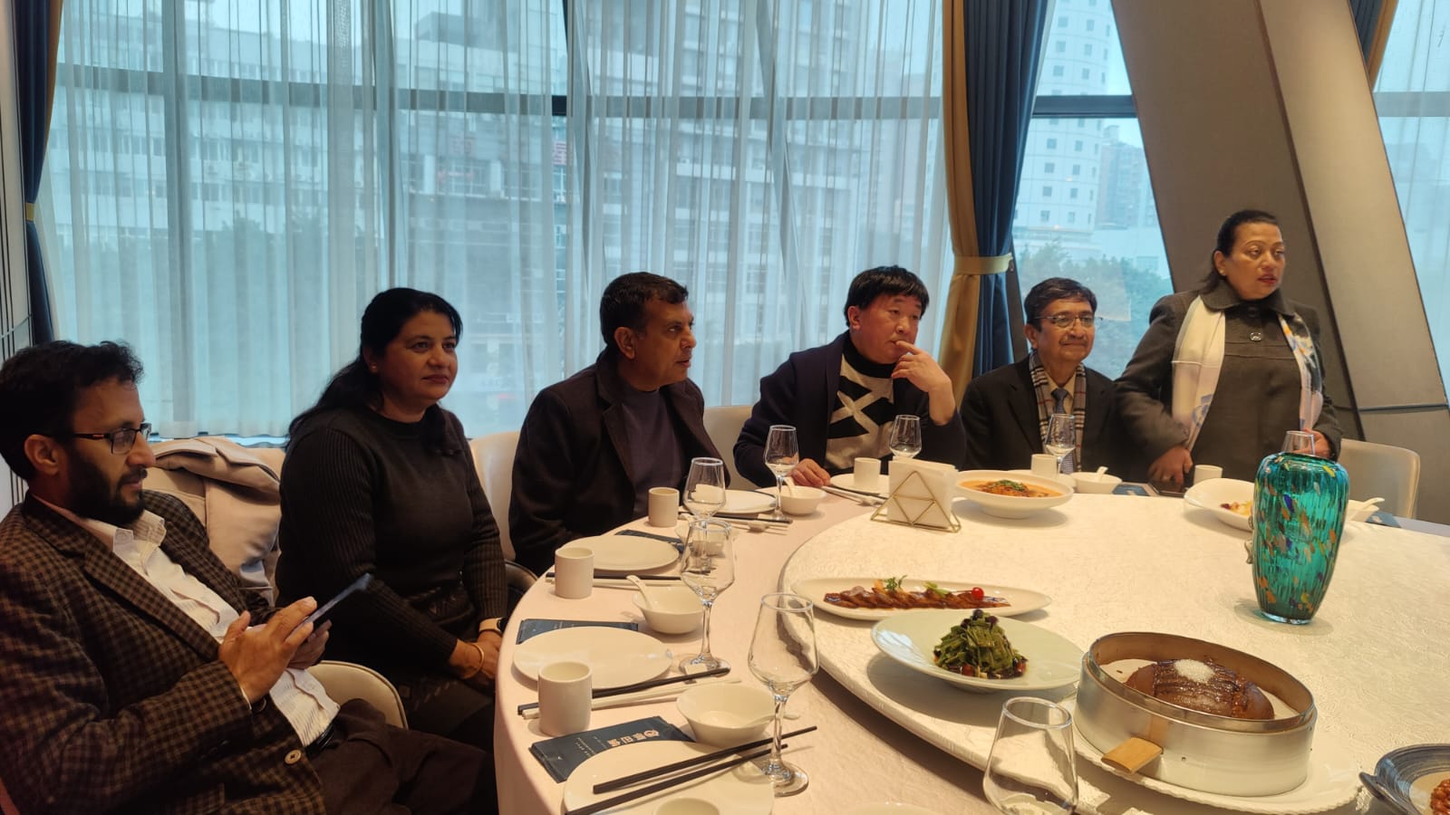 LBU delegation at academic dinner meeting with Chinese university representatives